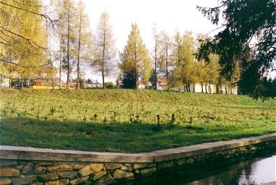 Blick auf die Bahnstation