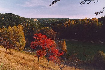 �dol� Vydry p�es Sr�sk� serpentiny